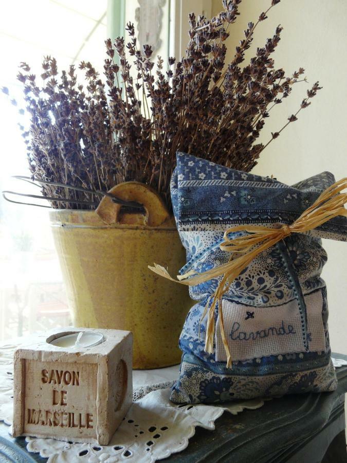 La Capucine Bed and Breakfast Lagnes Buitenkant foto